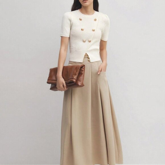 Apricot Casual Women's Stretchy Color Knitted Top With Flower Buckle - Picture 6 of 8